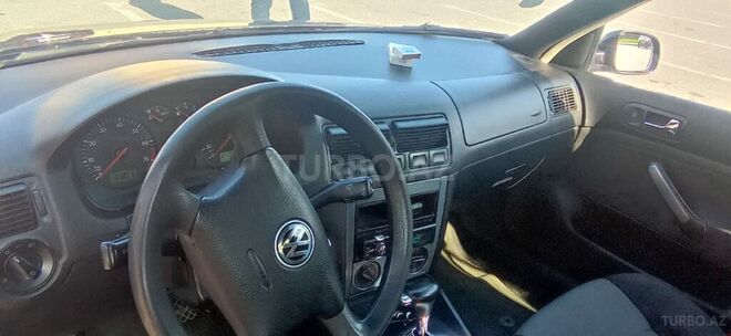 Volkswagen Bora 2003, 216,000 km - 1.6 l - Bakı