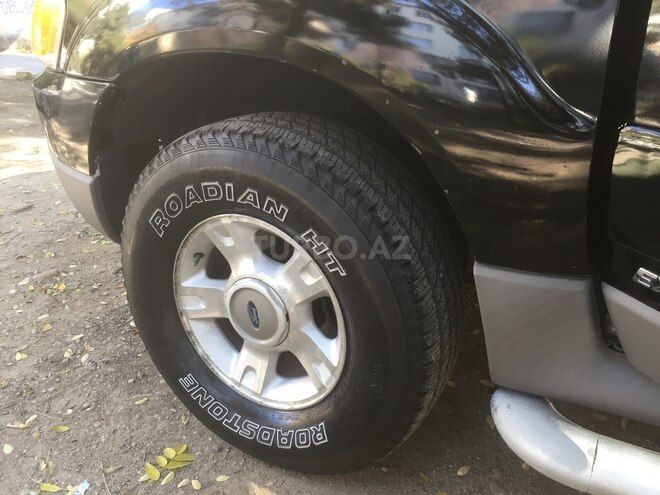 Ford Explorer 2001, 257,495 km - 4.0 l - Bakı