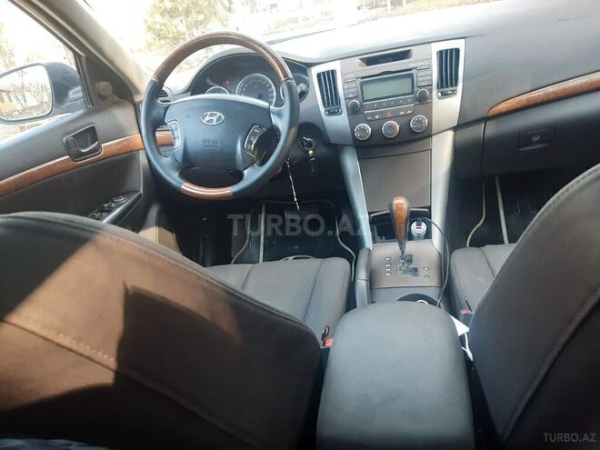 Hyundai Sonata 2009, 390,000 km - 2.4 l - Quba