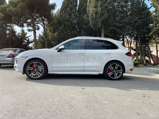 Porsche Cayenne GTS 2013, 149,000 km - 4.8 l - Bakı