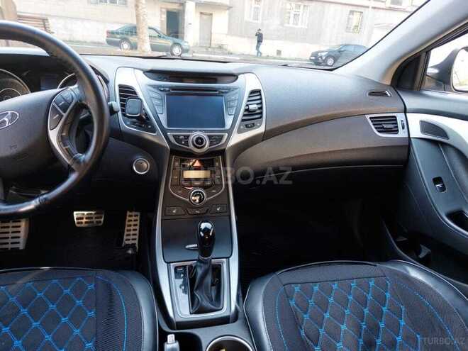 Hyundai Elantra 2015, 85,000 km - 1.8 л - Bakı