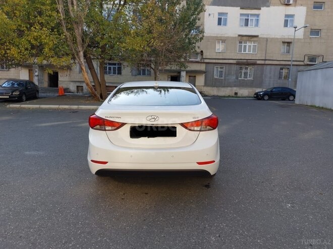 Hyundai Elantra 2015, 85,000 km - 1.8 л - Bakı