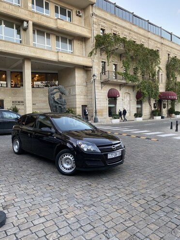 Opel Astra 2004, 260,000 km - 1.4 l - Bakı