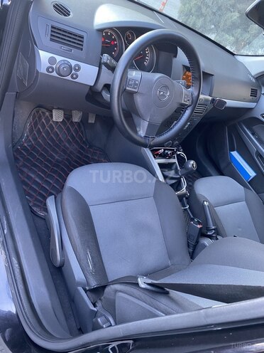 Opel Astra 2004, 260,000 km - 1.4 l - Bakı