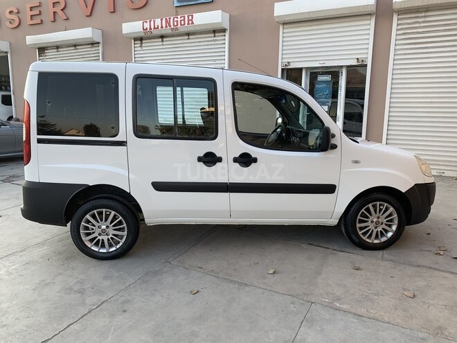 Fiat Doblo 2010, 234,000 km - 1.4 l - Bakı