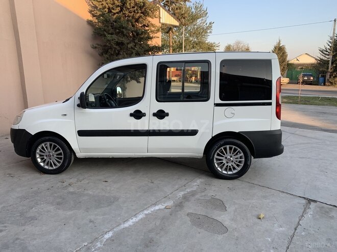 Fiat Doblo 2010, 234,000 km - 1.4 l - Bakı