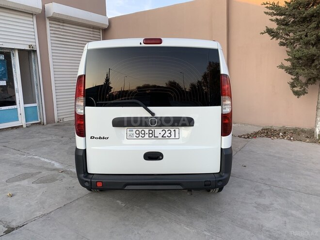 Fiat Doblo 2010, 234,000 km - 1.4 l - Bakı