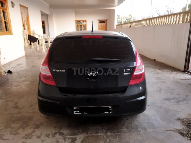 Hyundai i30 2009, 186,000 km - 1.4 l - Gəncə