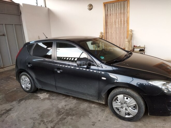 Hyundai i30 2009, 186,000 km - 1.4 l - Gəncə