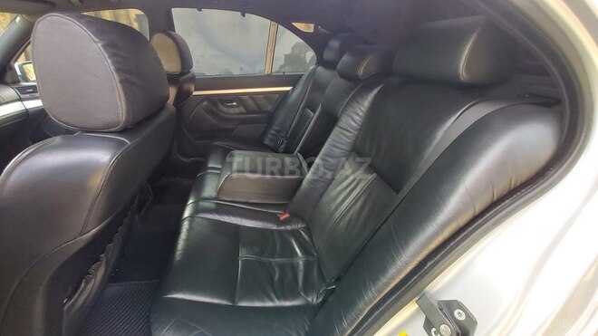 BMW 525 2001, 230,000 km - 2.5 l - Naftalan