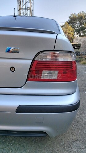 BMW 525 2001, 230,000 km - 2.5 l - Naftalan