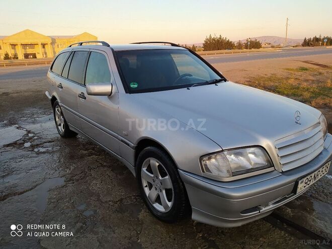 Mercedes C 220 2000, 303,000 km - 2.2 л - Bakı