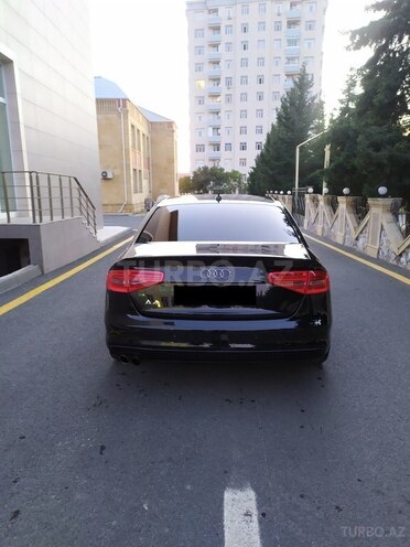Audi A4 2014, 110,000 km - 2.0 л - Bakı