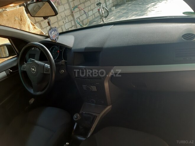 Opel Astra 2006, 145,210 km - 1.4 l - Bərdə