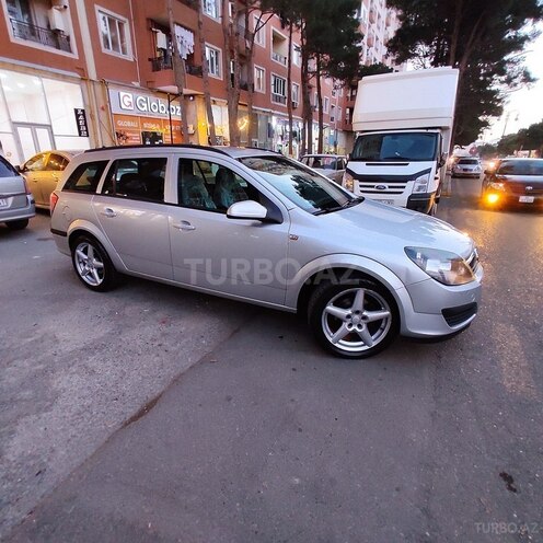 Opel Astra 2005, 218,000 km - 1.3 l - Bakı