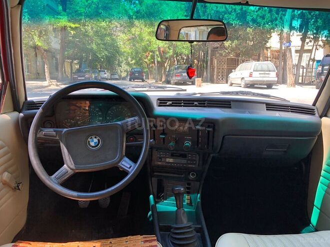 BMW 320 1976, 286,000 km - 1.6 л - Bakı