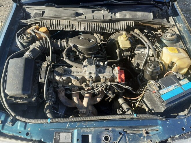 Opel Vectra 1995, 490,575 km - 1.8 l - Qax
