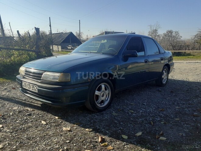 Opel Vectra 1995, 490,575 km - 1.8 l - Qax