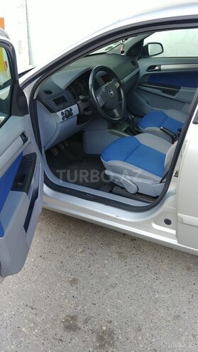 Opel Astra 2004, 200,000 km - 1.4 l - Bakı