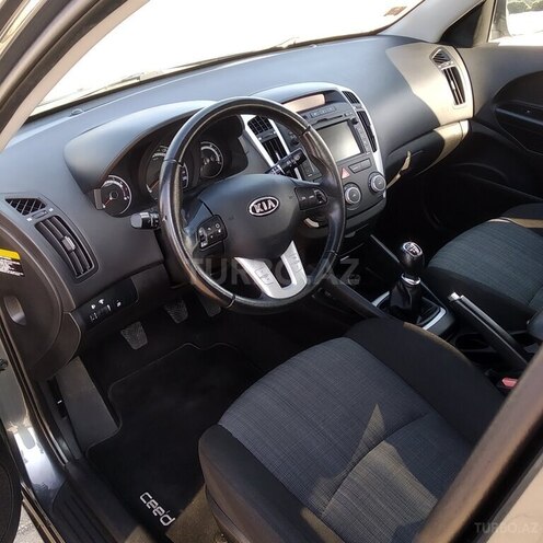 Kia Ceed 2011, 221,000 km - 1.4 l - Bakı