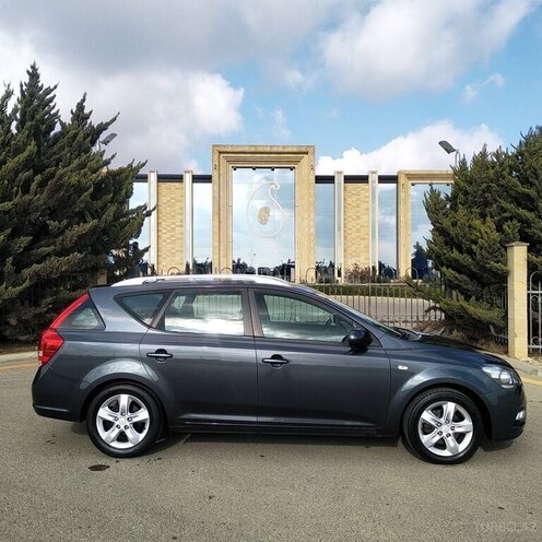 Kia Ceed 2011, 221,000 km - 1.4 l - Bakı