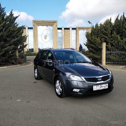 Kia Ceed 2011, 221,000 km - 1.4 l - Bakı
