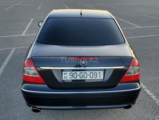 Mercedes E 350 2006, 261,500 km - 3.5 l - Bakı
