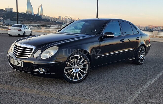 Mercedes E 350 2006, 261,500 km - 3.5 l - Bakı