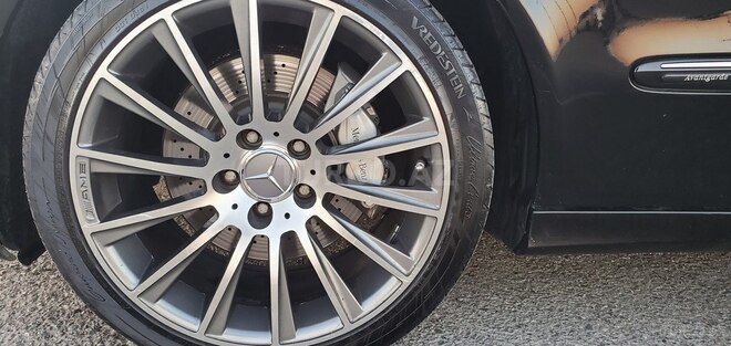 Mercedes E 350 2006, 261,500 km - 3.5 l - Bakı