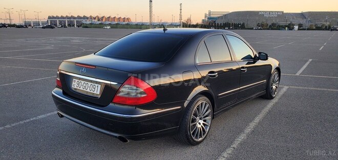 Mercedes E 350 2006, 261,500 km - 3.5 l - Bakı