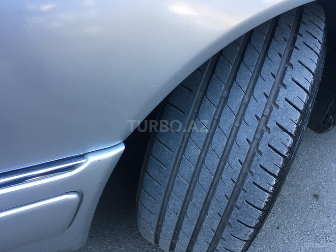 Mercedes E 240 1998, 295,000 km - 2.4 l - Bakı