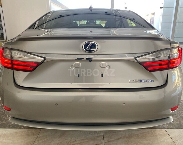 Lexus ES 300h 2016, 90,000 km - 2.5 l - Bakı