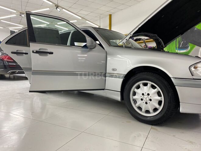 Mercedes C 180 1995, 205,000 km - 1.8 l - Bakı