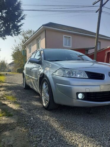 Renault Megane 2006, 320,000 km - 1.5 л - Masallı