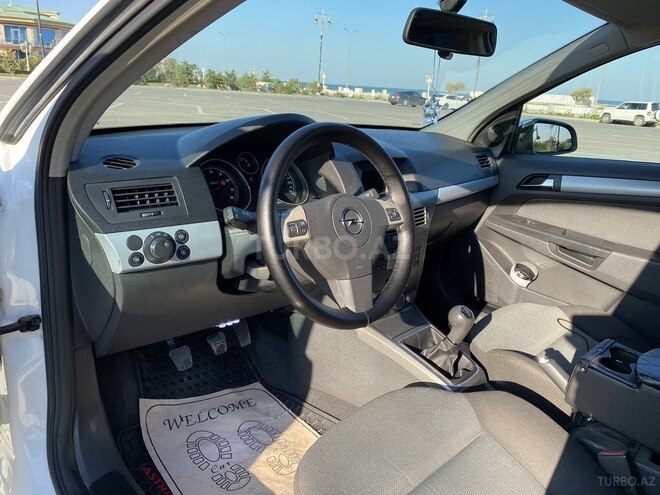 Opel Astra 2005, 218,000 km - 1.4 l - Sumqayıt