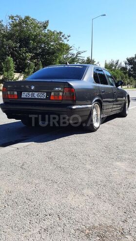 BMW 520 1990, 250,000 km - 2.0 л - Mingəçevir