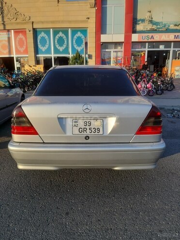 Mercedes C 200 2000, 155,228 km - 2.0 л - Goranboy