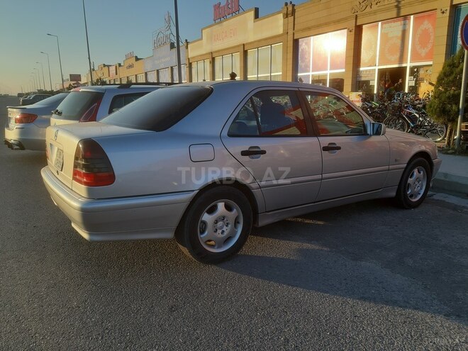 Mercedes C 200 2000, 155,228 km - 2.0 л - Goranboy