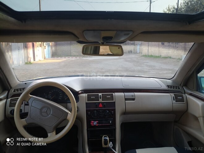 Mercedes E 220 1997, 717,657 km - 2.2 л - Bakı