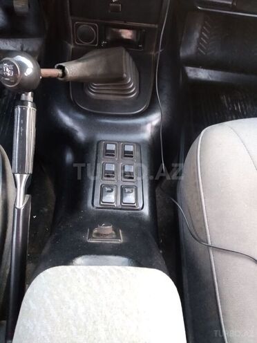 GAZ 31105 2005, 183,000 km - 2.4 l - Bakı
