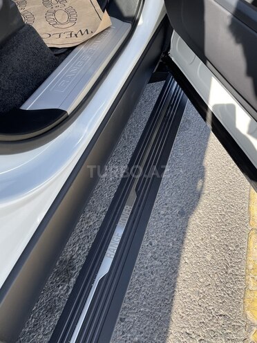 Land Rover Range Rover 2017, 90,000 km - 3.0 l - Bakı