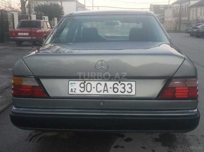 Mercedes E 200 1991, 289,000 km - 2.0 l - Quba