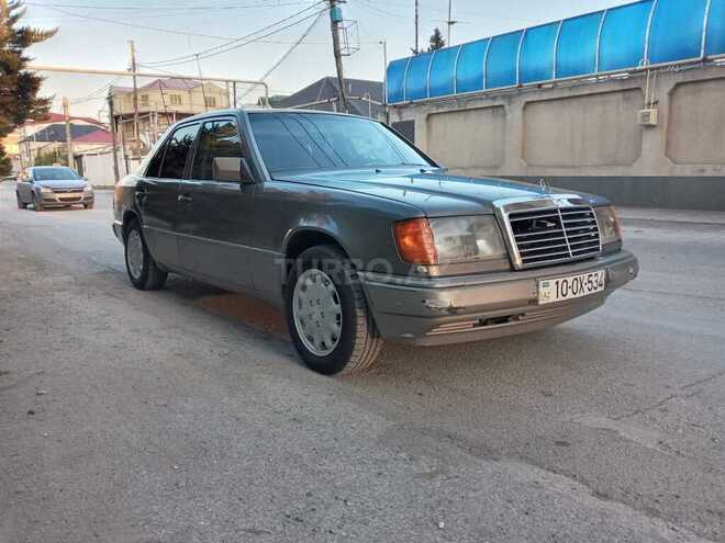 Mercedes E 300 1992, 425,000 km - 3.0 l - Bakı