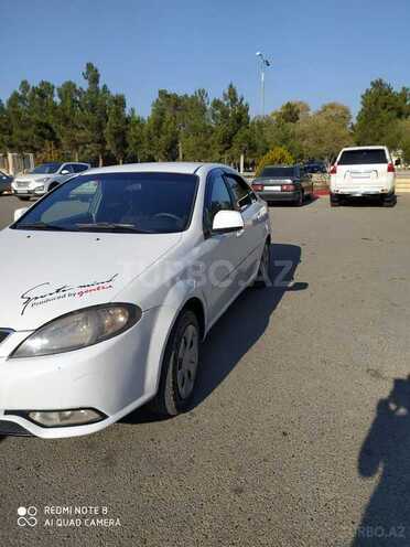 Daewoo Gentra 2013, 230,000 km - 1.5 l - Şirvan