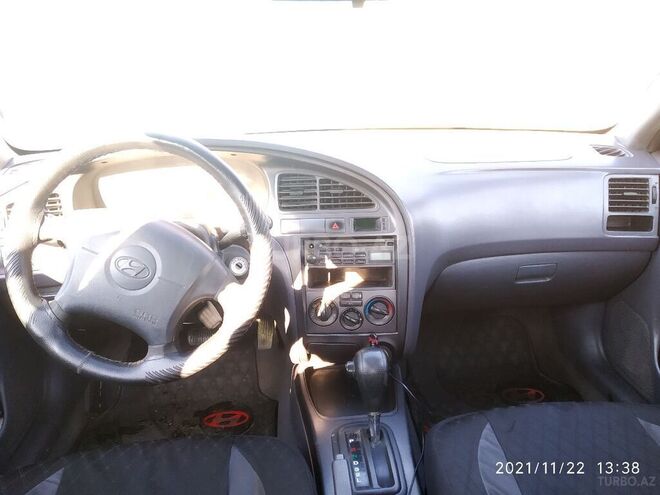 Hyundai Elantra 2001, 326,000 km - 2.0 l - Bakı