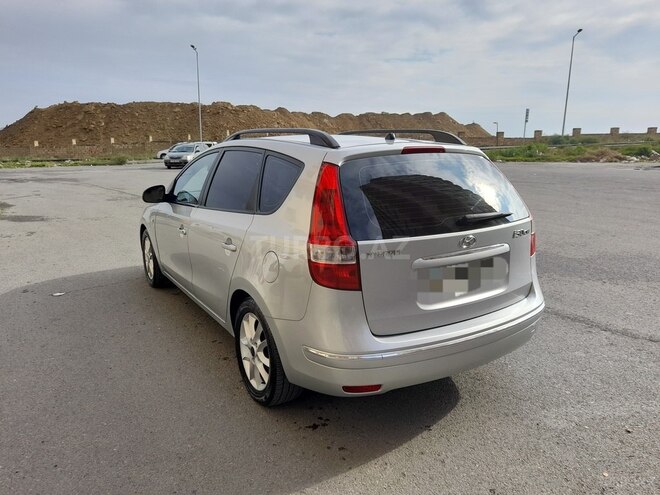 Hyundai i30 2009, 110,000 km - 1.4 л - Bakı