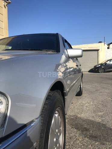 Mercedes C 240 1997, 288,000 km - 2.4 л - Bakı