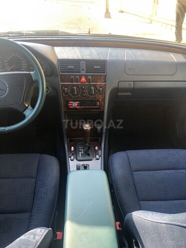 Mercedes C 240 1997, 288,000 km - 2.4 л - Bakı