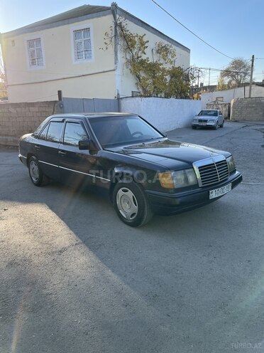 Mercedes E 300 1991, 250,000 km - 3.0 л - Sumqayıt