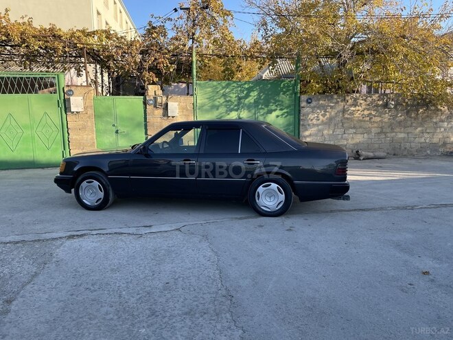 Mercedes E 300 1991, 250,000 km - 3.0 л - Sumqayıt